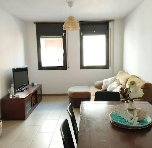 Cozy Flat With Terrace Palamós
