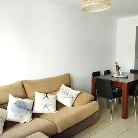 Cozy Flat With Terrace * パラモス