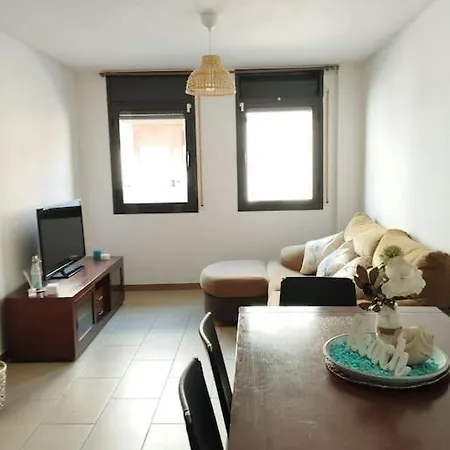 Cozy Flat With Terrace Palamós